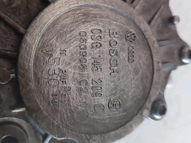 bontott AUDI A3 Nagynyomású Szivattyú