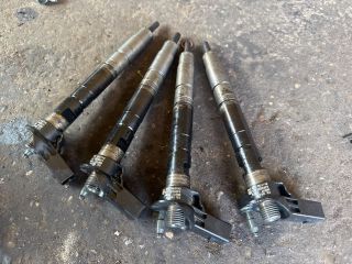 bontott AUDI A3 Porlasztó Sor / Híd