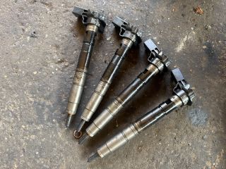 bontott AUDI A3 Porlasztó Sor / Híd