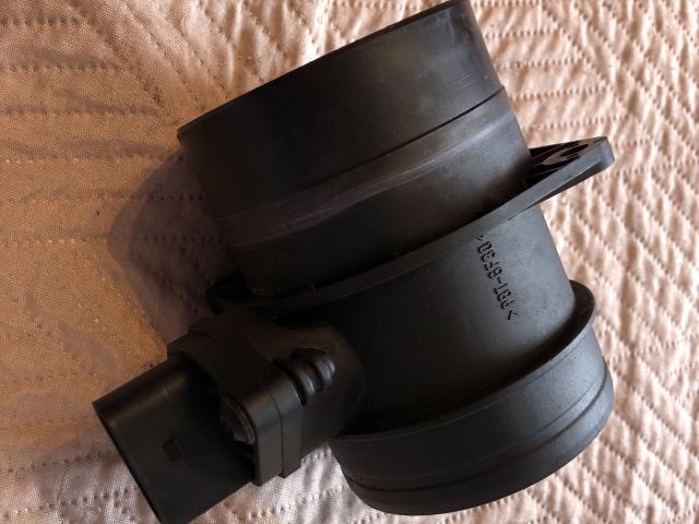 bontott AUDI A3 Légtömegmérő