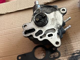 bontott AUDI A3 Vákumpumpa