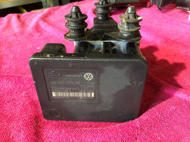 bontott AUDI A3 ABS Kocka