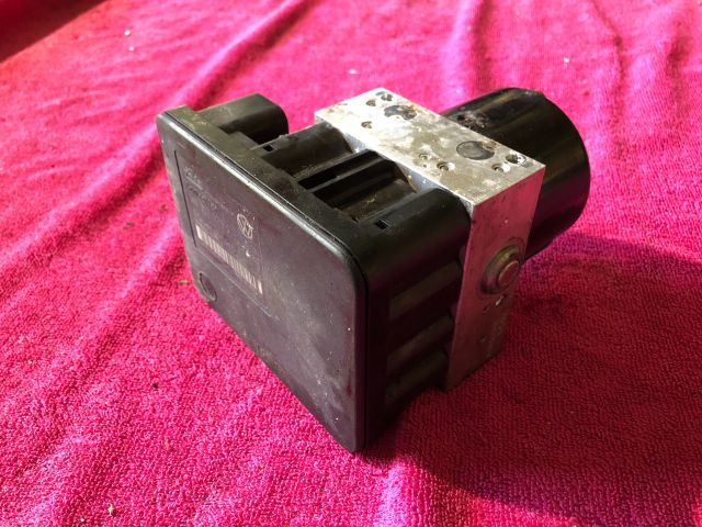 bontott AUDI A3 ABS Kocka