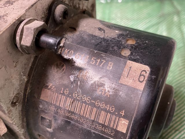 bontott AUDI A3 ABS Kocka