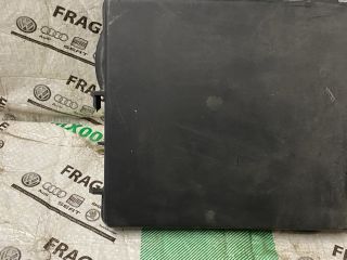 bontott AUDI A3 Akkumulátor Fedél