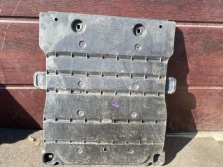 bontott AUDI A3 Alsó Motorburkolat