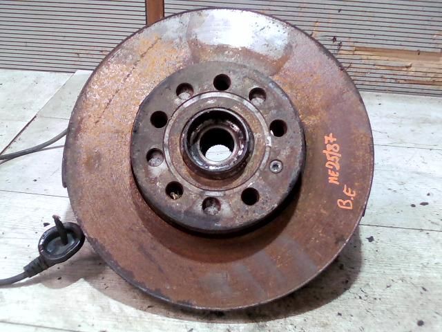 bontott AUDI A3 Bal első Csonkállvány Kerékaggyal