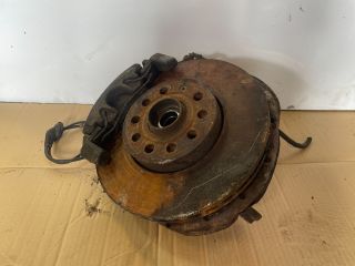 bontott AUDI A3 Bal első Csonkállvány Kerékaggyal