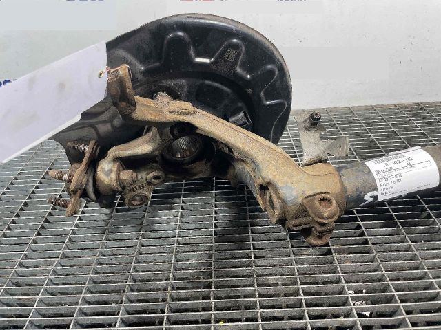 bontott AUDI A3 Bal első Csonkállvány