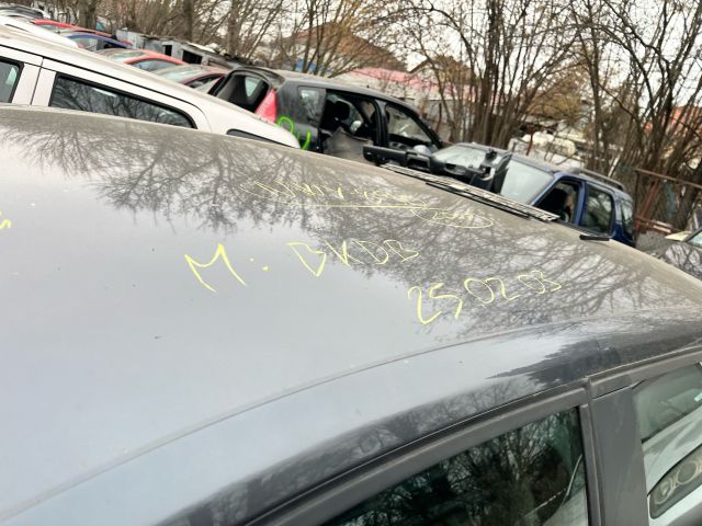 bontott AUDI A3 Bal első Kerékagy