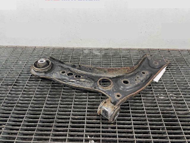 bontott AUDI A3 Bal első Lengőkar