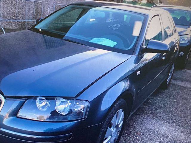 bontott AUDI A3 Bal első Lengőkar