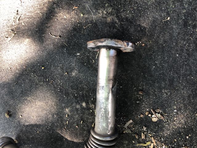 bontott AUDI A3 EGR Hűtő Cső