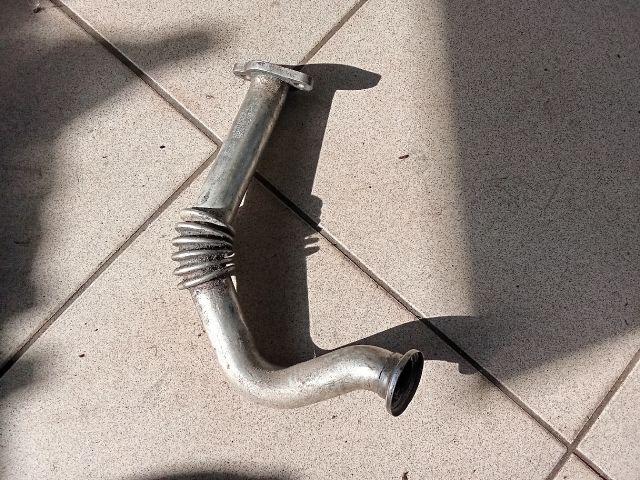 bontott AUDI A3 EGR Hűtő Cső