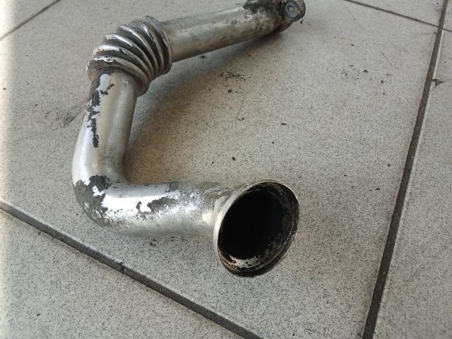 bontott AUDI A3 EGR Hűtő Cső