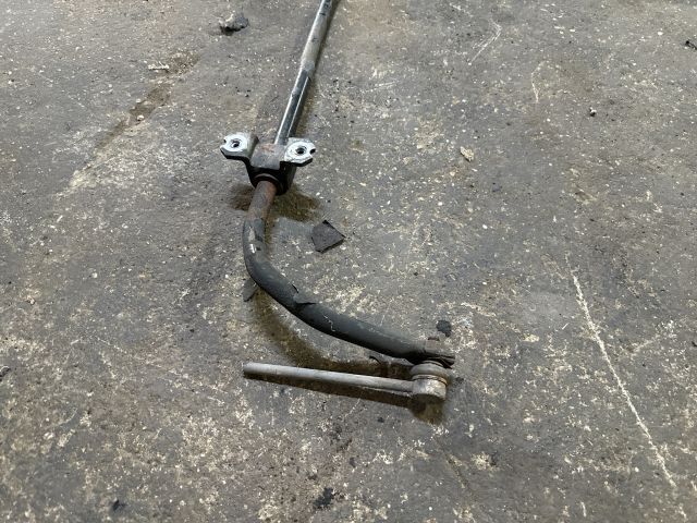 bontott AUDI A3 Első Vízszintes Stabilizátor Rúd