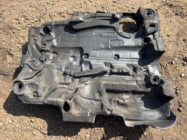 bontott AUDI A3 Felső Motorburkolat