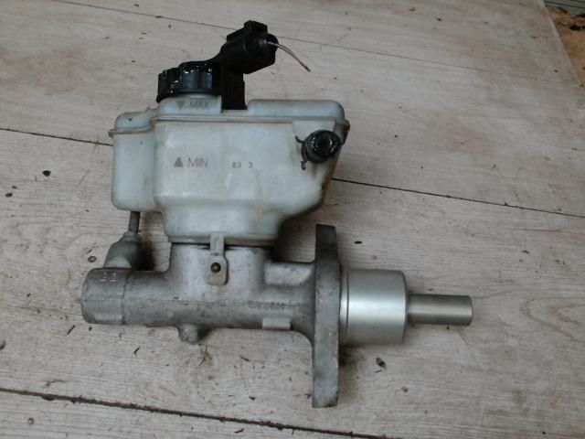 bontott AUDI A3 Főfékhenger