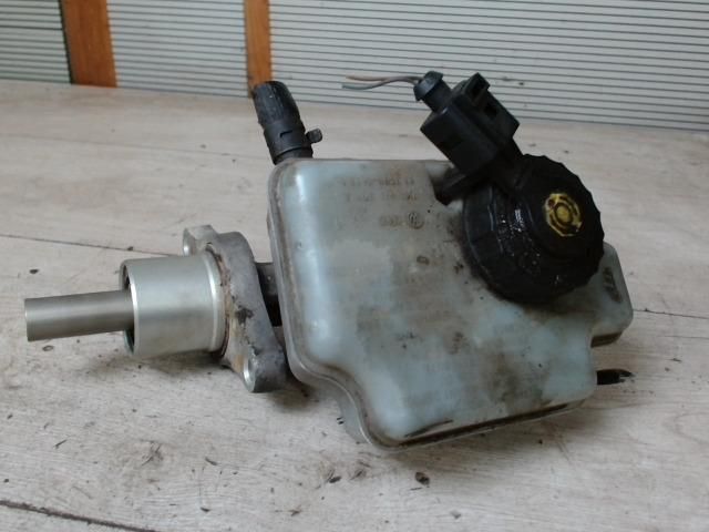 bontott AUDI A3 Főfékhenger