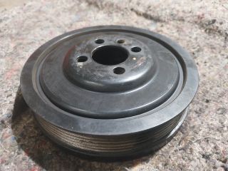 bontott AUDI A3 Főtengely Szíjtárcsa