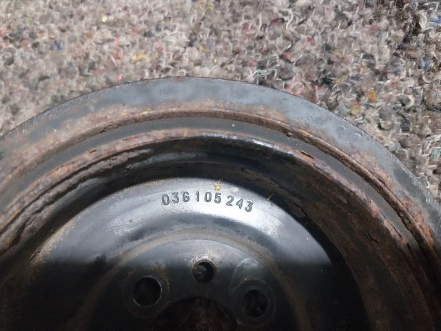 bontott AUDI A3 Főtengely Szíjtárcsa