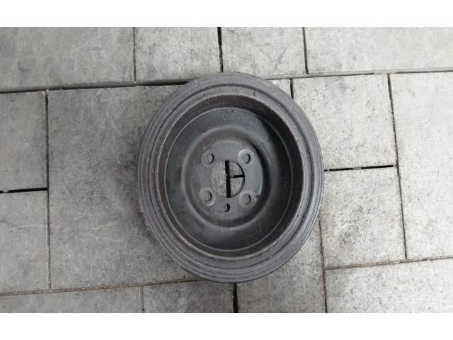 bontott AUDI A3 Főtengely Szíjtárcsa