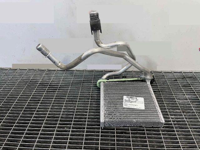 bontott AUDI A3 Fűtőradiátor