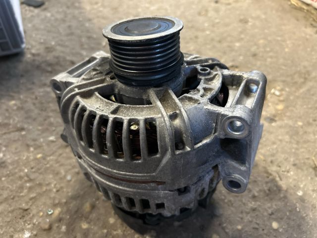 bontott AUDI A3 Generátor