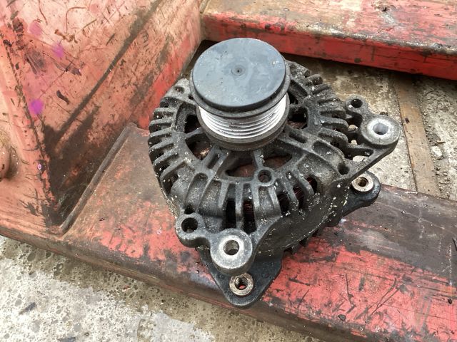 bontott AUDI A3 Generátor