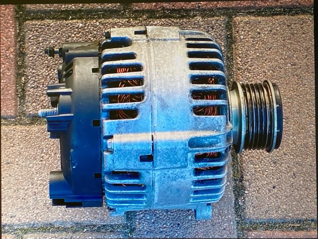 bontott AUDI A3 Generátor