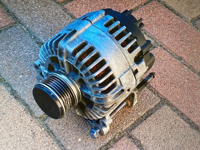 bontott AUDI A3 Generátor