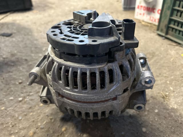 bontott AUDI A3 Generátor