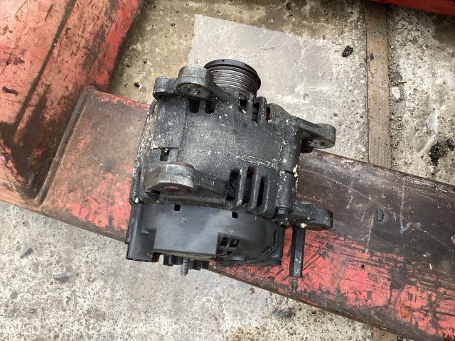 bontott AUDI A3 Generátor