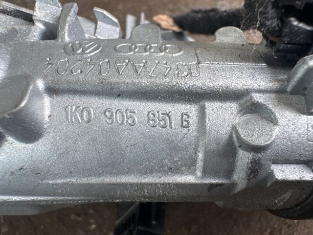 bontott AUDI A3 Gyújtáskapcsoló Házzal