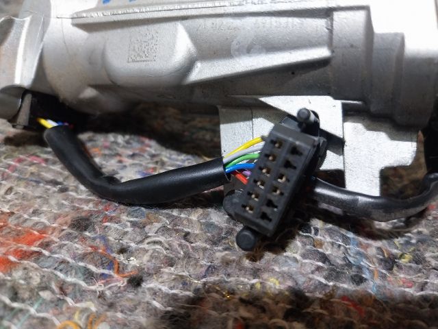 bontott AUDI A3 Gyújtáskapcsoló Házzal