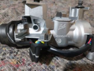 bontott AUDI A3 Gyújtáskapcsoló Házzal