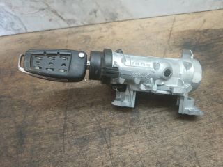 bontott AUDI A3 Gyújtáskapcsoló Házzal