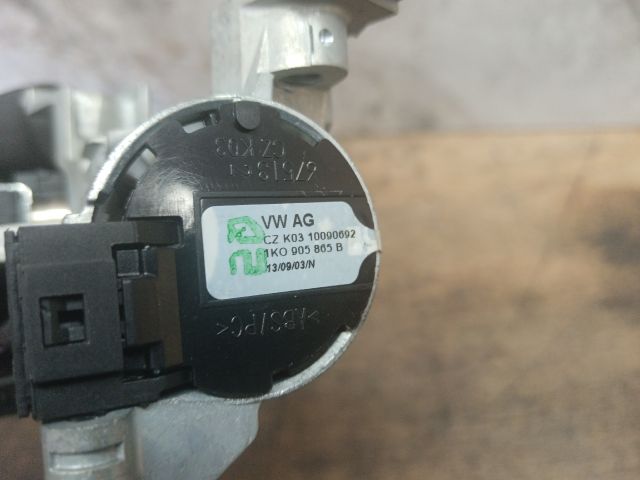 bontott AUDI A3 Gyújtáskapcsoló Házzal