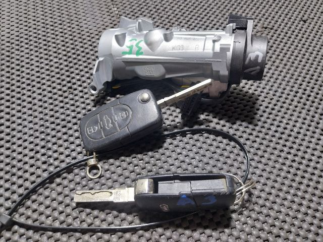 bontott AUDI A3 Gyújtáskapcsoló Házzal