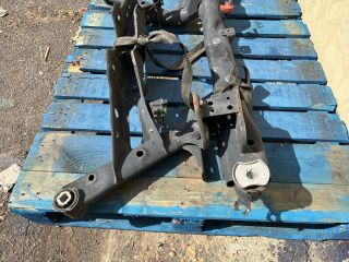 bontott AUDI A3 Hátsó Bölcső