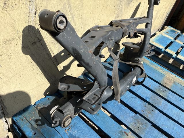 bontott AUDI A3 Hátsó Bölcső