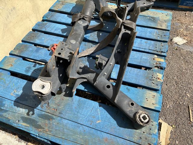 bontott AUDI A3 Hátsó Bölcső