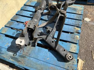 bontott AUDI A3 Hátsó Bölcső