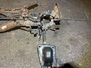 bontott AUDI A3 Hátsó Futómű (Részeivel)