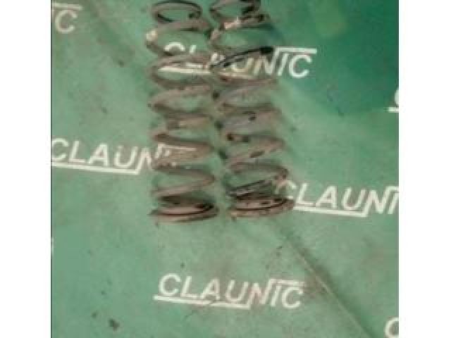 bontott AUDI A3 Hátsó Rugó