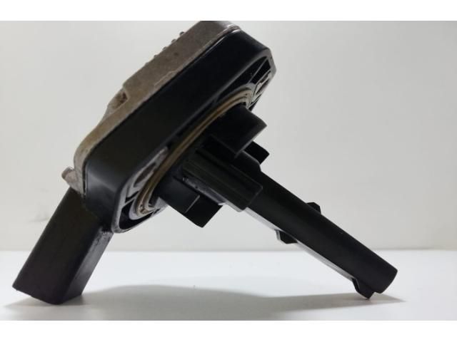 bontott AUDI A3 Jeladó (Magában)