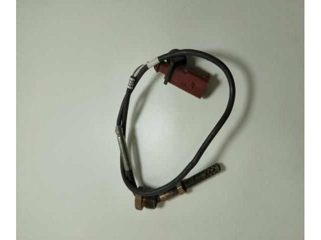 bontott AUDI A3 Jeladó (Magában)