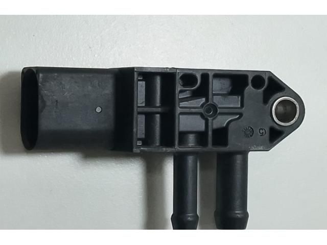 bontott AUDI A3 Jeladó (Magában)