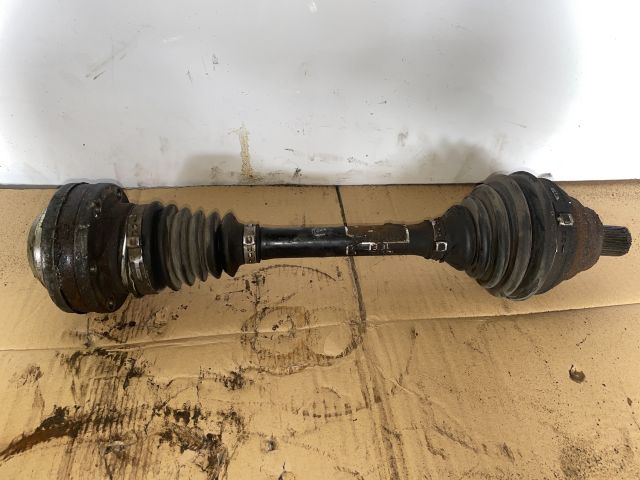 bontott AUDI A3 Jobb Féltengely