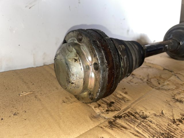 bontott AUDI A3 Jobb Féltengely